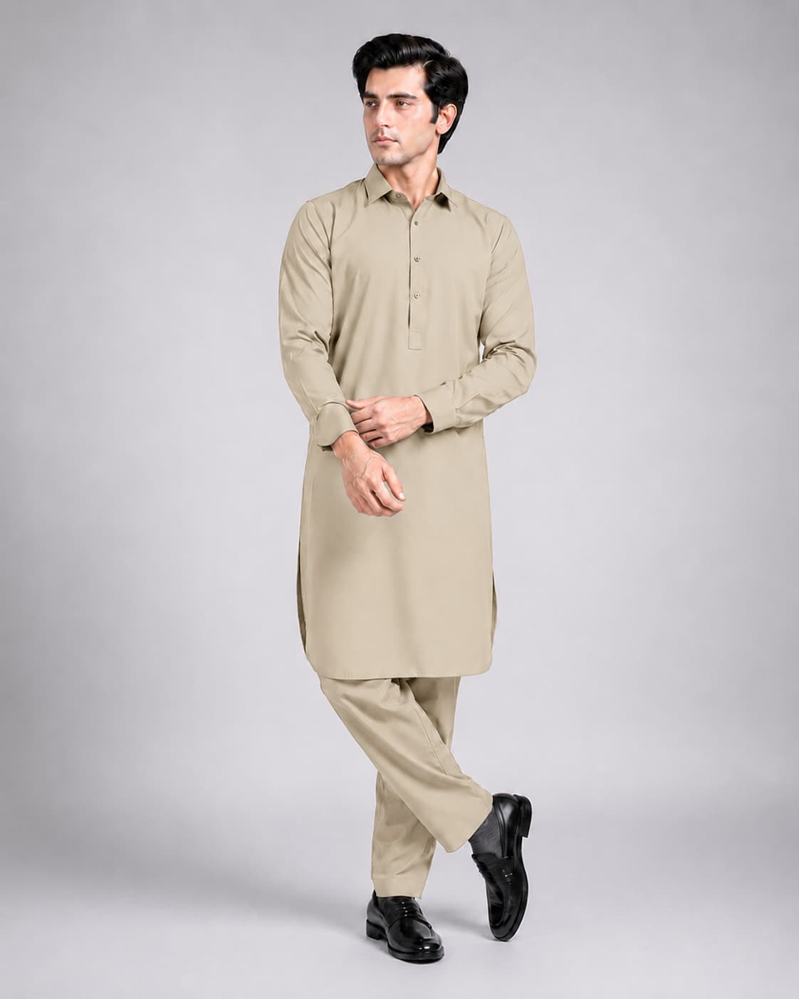 Intikhab suiting